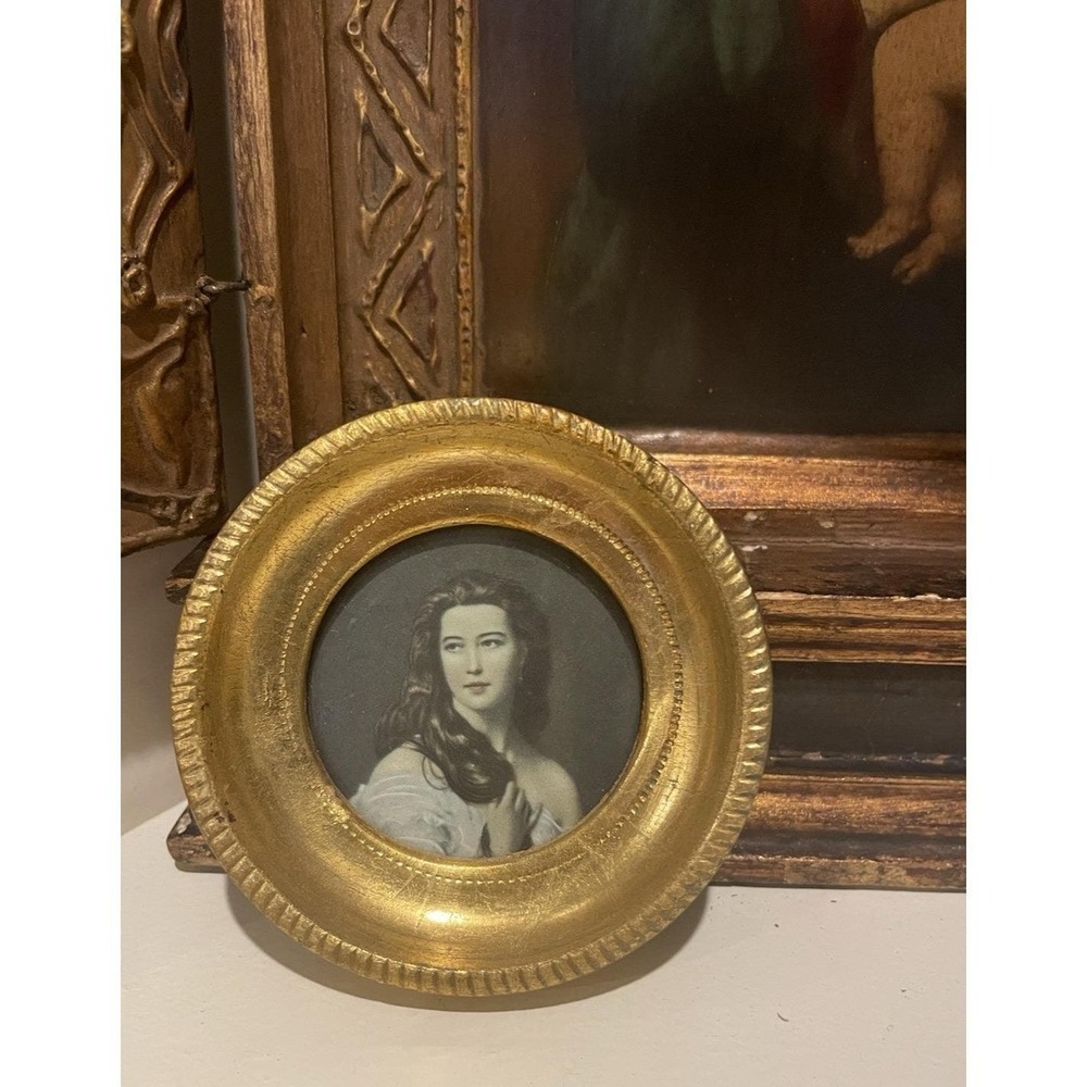 Vtg Italian Florentine Portrait of Madame Gold Gilt Wood 3" Mini Wall Plaque